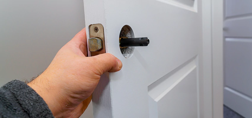 Nighttime Locksmith For Lock Repair in St Charles, IL