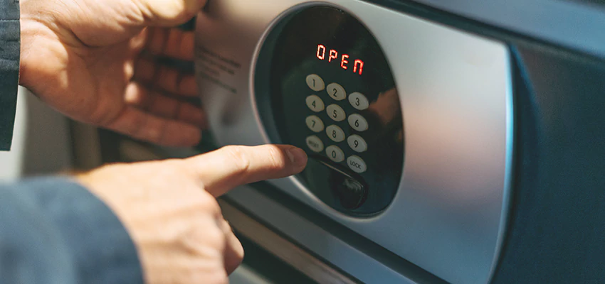 Cash Safe Openers in St Charles, Illinois