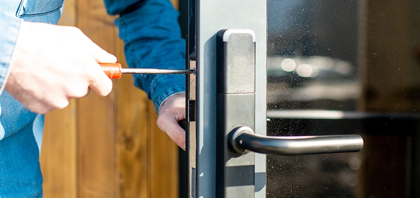 Aluminium Door Lock Replacement in St Charles, Illinois